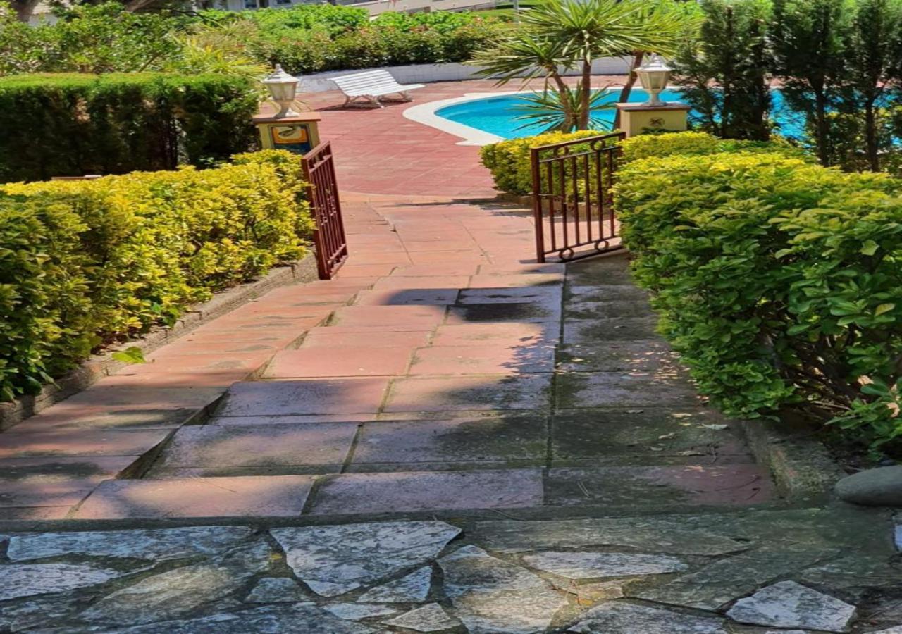 Apartamento Vacacional En Platja D'Aro ساغارو المظهر الخارجي الصورة